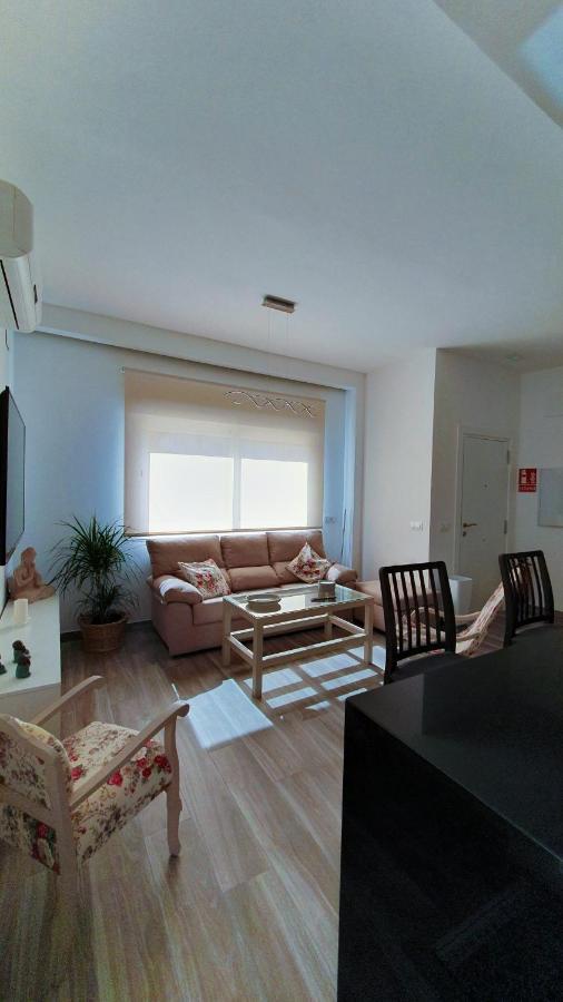 Tres Torres Apartamento Turistico Almoharin Exterior photo